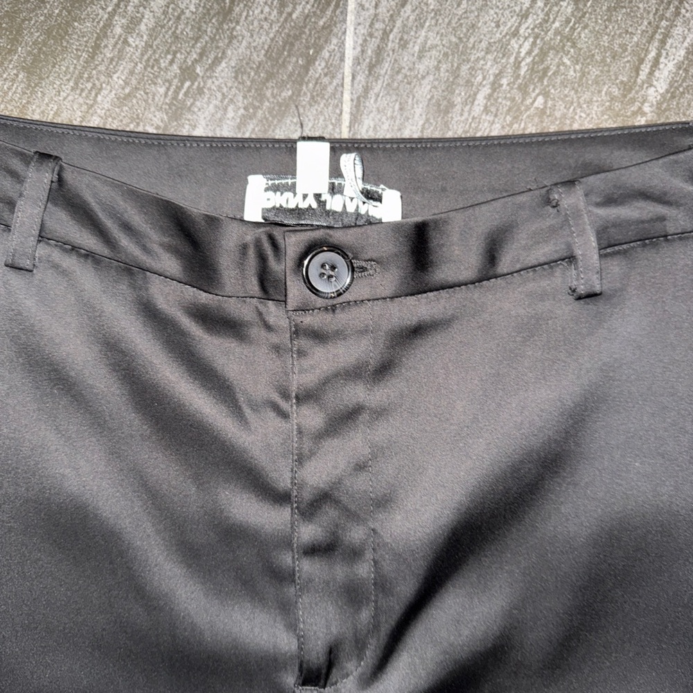 DKNY Woman’s Black Cargo Pants - Picture 8 of 15